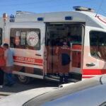 İki otomobil kavşakta çarpıştı: 5 kişi yaralandı